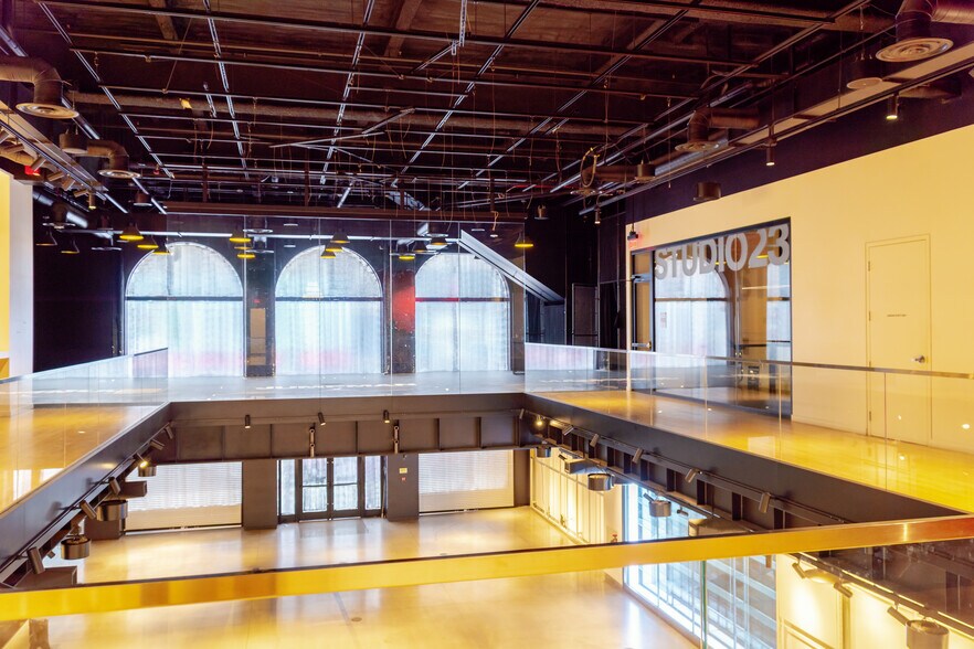 More Photos Of 618-622 S Broadway, Los Angeles Storefront Retail Office For Lease