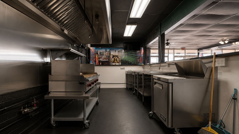 More Photos Of 3314 Surfside Blvd, Corpus Christi Restaurant For Sale