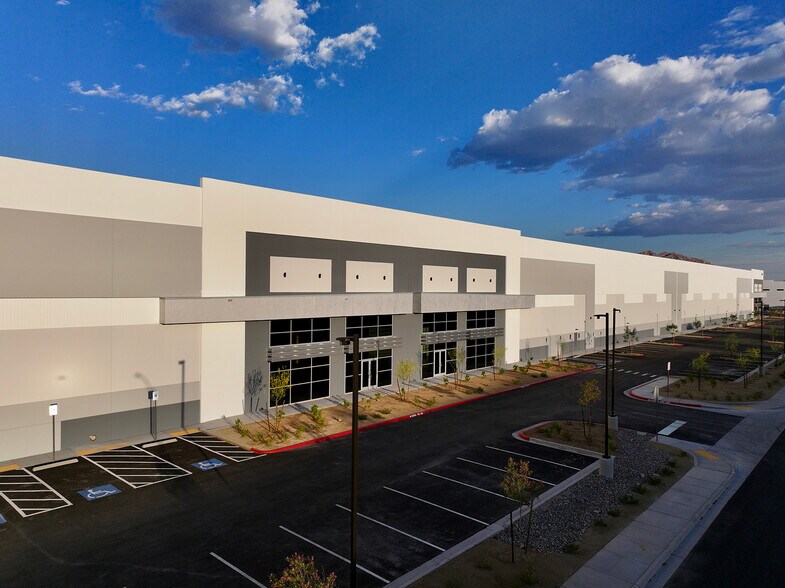 More Photos Of 6100 Shatz St, Las Vegas Distribution For Lease