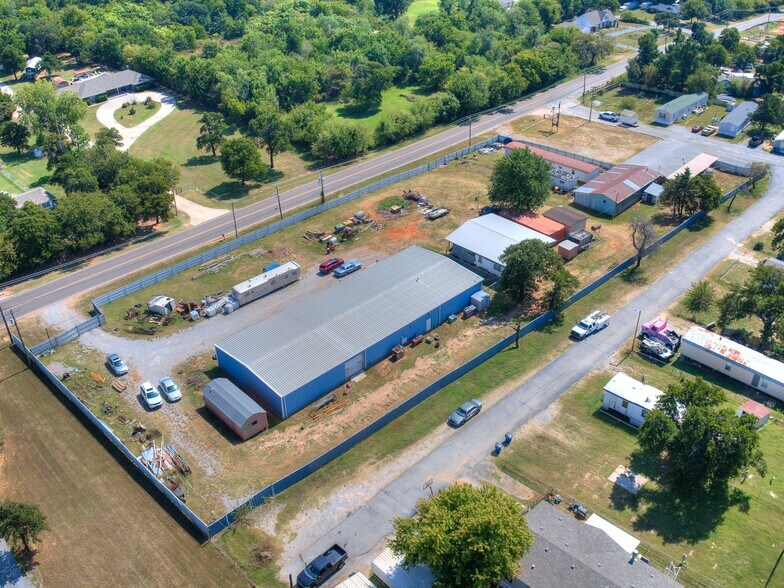 More Photos Of 3025 Westminster Rd, Nicoma Park Light Manufacturing For Sale