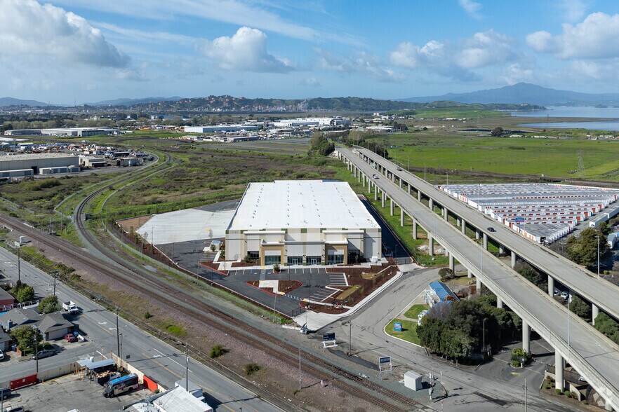 More Photos Of 3450 Collins Ave, Richmond Distribution For Lease