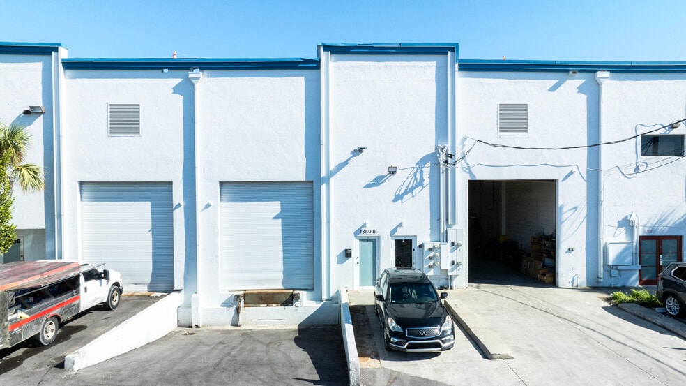 More Photos Of 1350-1390 Hammondville Rd, Pompano Beach Warehouse For Lease