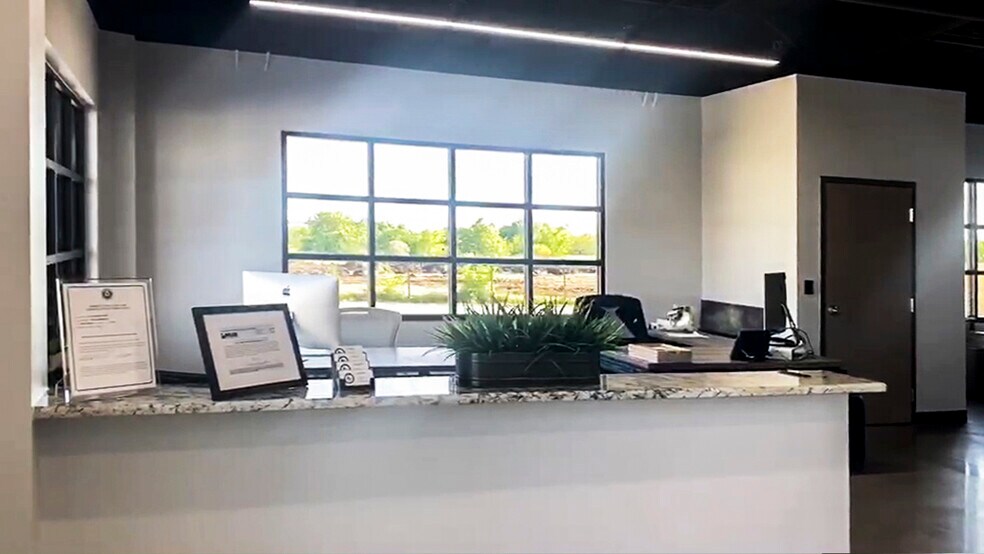 More Photos Of 13085 Harmon Rd, Fort Worth Industrial For Lease