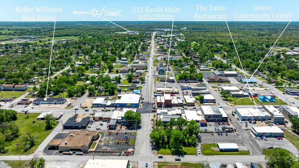 More Photos Of 212 S Main St, Grove Office For Sale