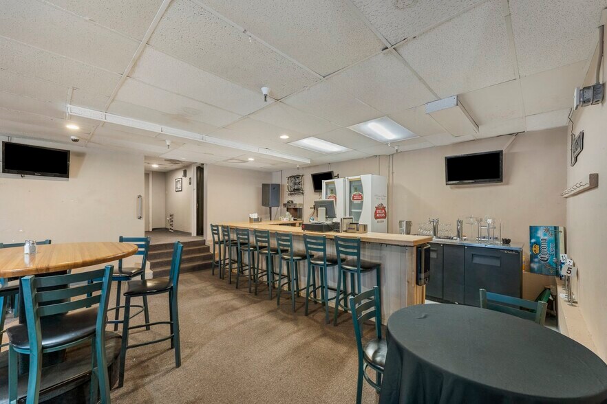 More Photos Of 1850 Dominion Way, Colorado Springs General Retail For Sale