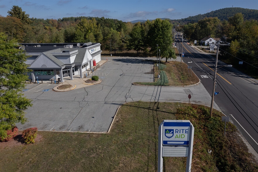 More Photos Of 10 Main St, Winchester Drugstore For Sale