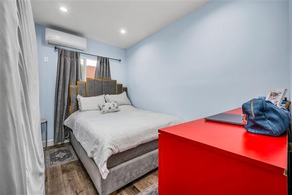 More Photos Of 609 Corwin Ave, Glendale Multifamily For Sale