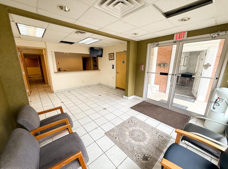 More Photos Of 13 Mechanic St, Cape May Court House Medical For Lease