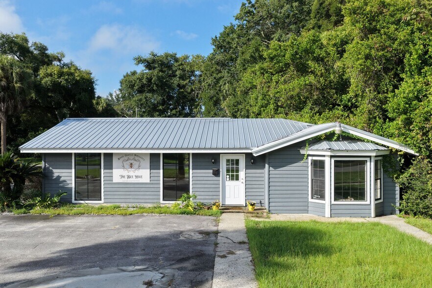 More Photos Of 167 W Orange St, Jesup Medical For Sale