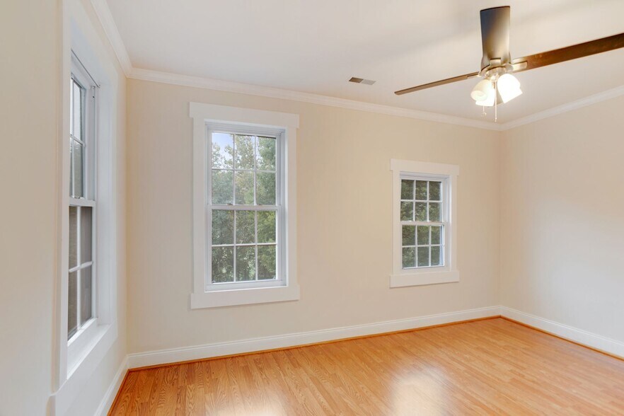More Photos Of 36939 Charles Town Pike, Hillsboro Convenience Store For Sale