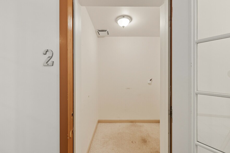 More Photos Of 328-332 W Main St, Merced Storefront For Lease