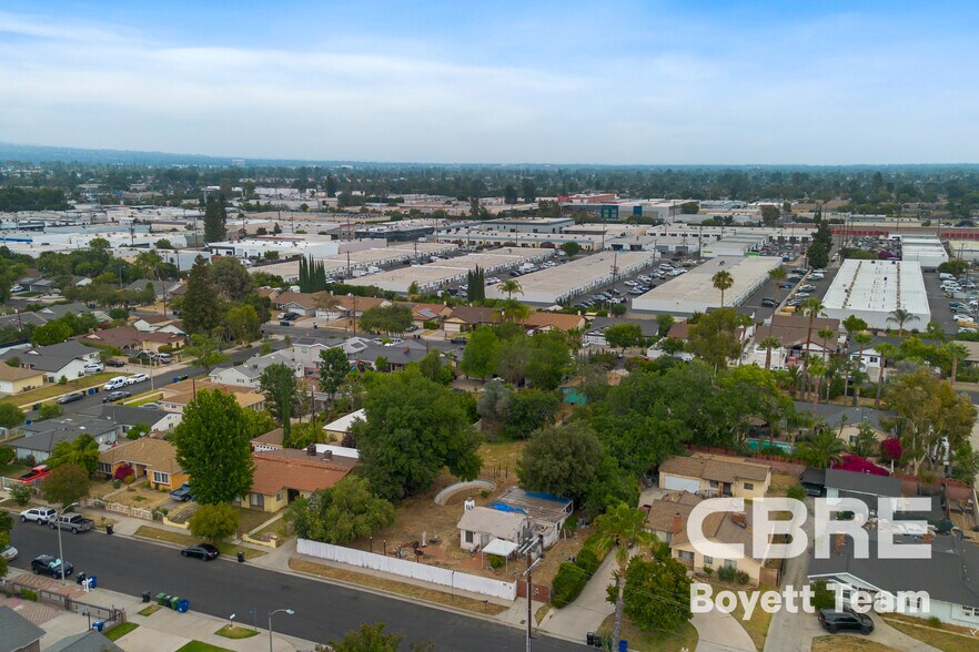 More Photos Of 7800 Jordan Ave, Canoga Park Land For Sale