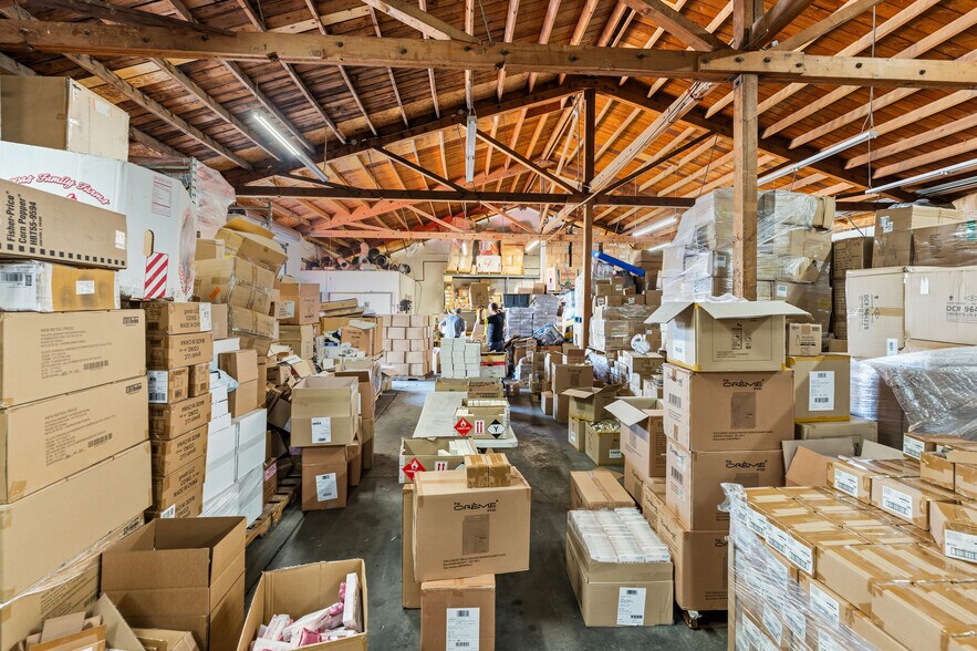 More Photos Of 2879 Main St, Riverside Warehouse For Sale