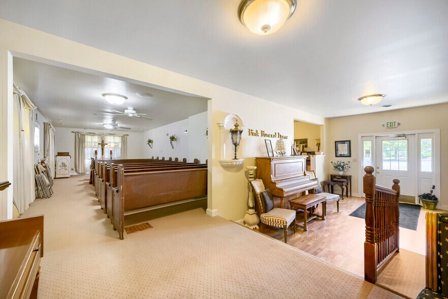 More Photos Of 426 S Crain Hwy, Glen Burnie Funeral Home For Sale