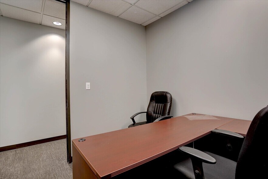 More Photos Of 140 E 19th Ave, Denver Office For Sale