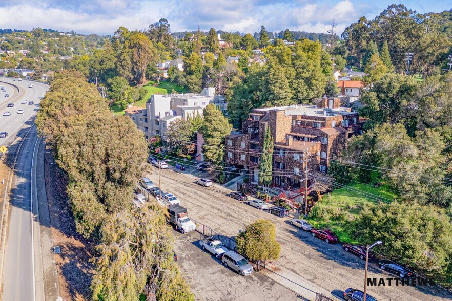 More Photos Of 9716 Mountain Blvd, Oakland Apartments For Sale