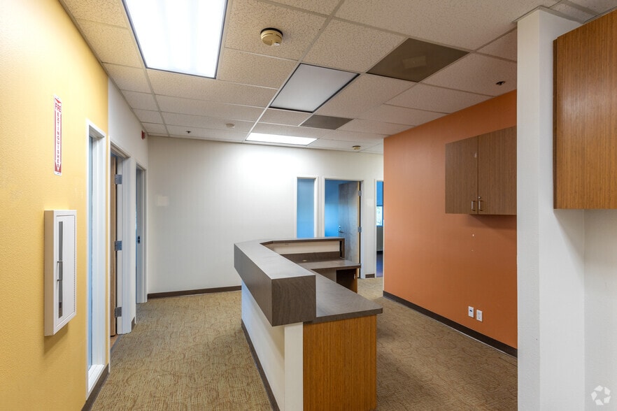 More Photos Of 488 E Valley Pky, Escondido Medical For Lease