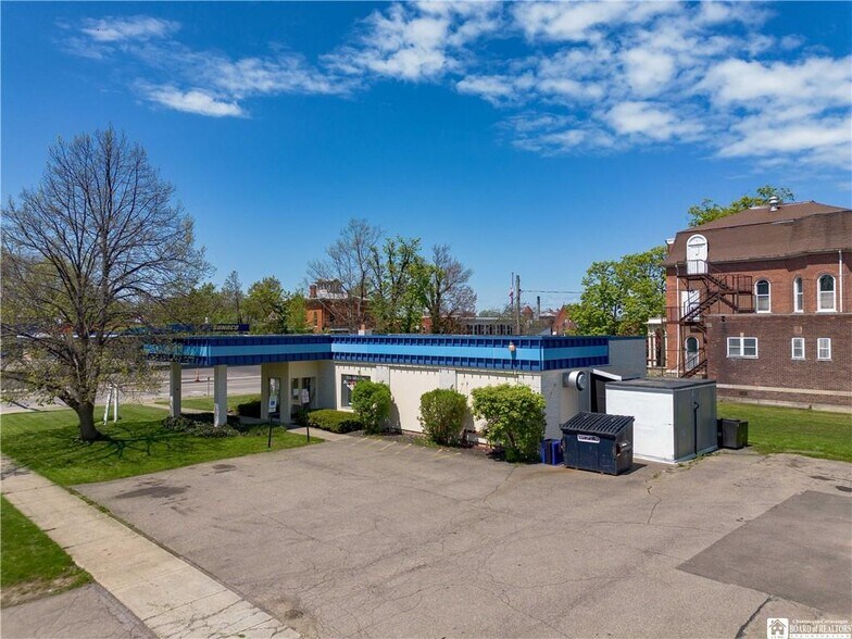 More Photos Of 436 Central Ave, Dunkirk Restaurant For Sale