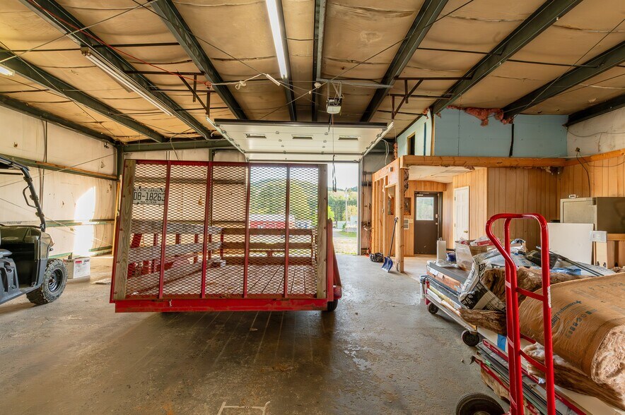 More Photos Of 7371 Old US 421, Deep Gap Industrial For Lease