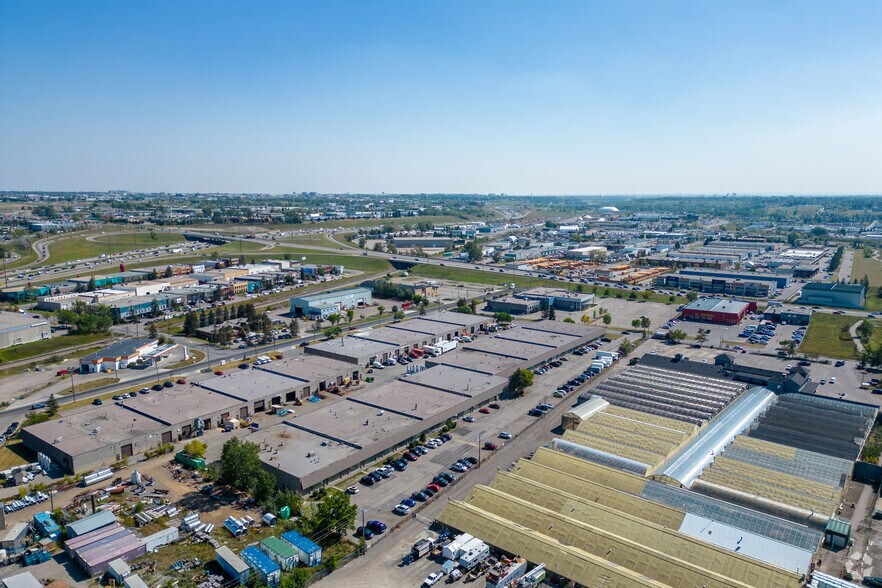 More Photos Of 666 Goddard Ave NE, Calgary Warehouse For Lease