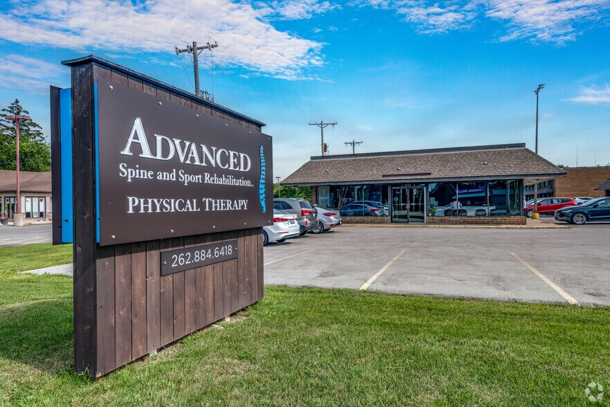More Photos Of 6220 Washington Ave, Racine Freestanding For Lease