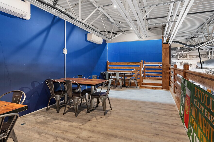 More Photos Of 12849 Ocean Gtwy, Ocean City Restaurant For Sale