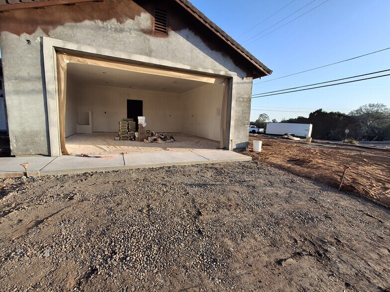 More Photos Of 19723 Lake California Dr, Cottonwood Apartments For Sale