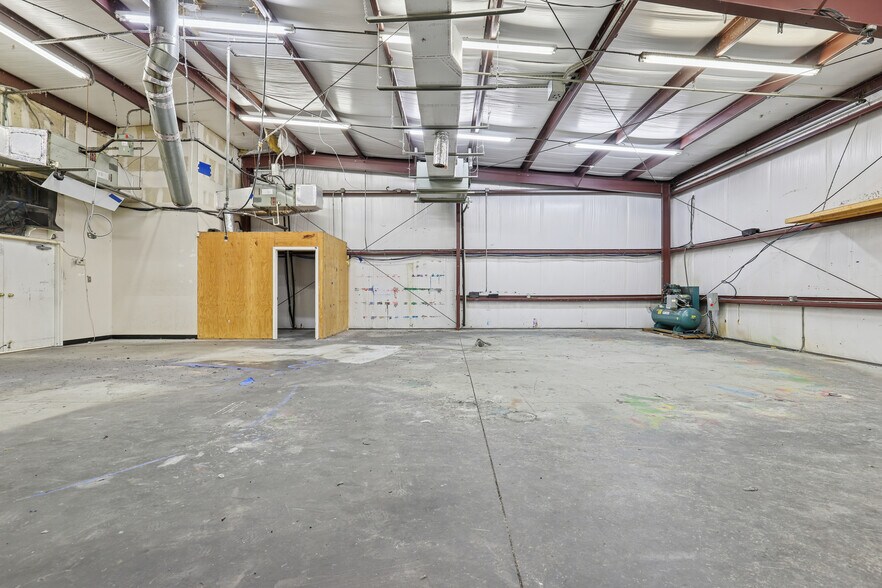More Photos Of 711 Cassat Ave, Jacksonville Service For Sale