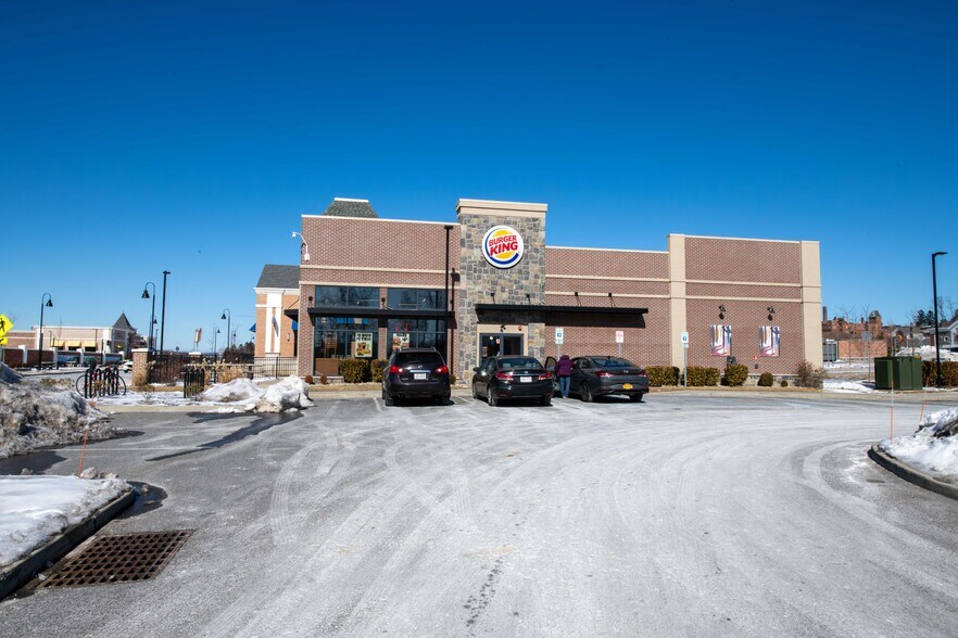 More Photos Of 18 Winslow Gate Rd, Poughkeepsie Fast Food For Sale