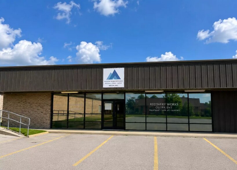 More Photos Of 1715 Madison Ave, Covington Storefront Retail Office For Lease