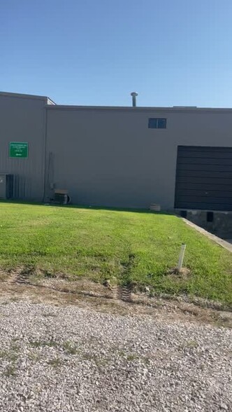 Primary Photo Of 212 Lions Estates Dr, Jonesburg Warehouse For Lease