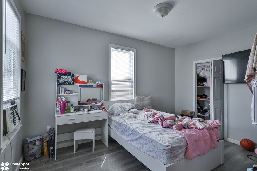 More Photos Of 1337 Washington St, Easton Multifamily For Sale