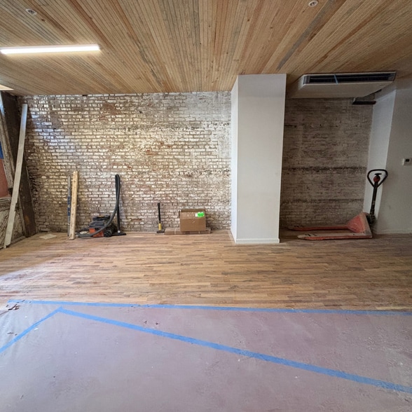 More Photos Of 171 River St, Troy Office For Lease
