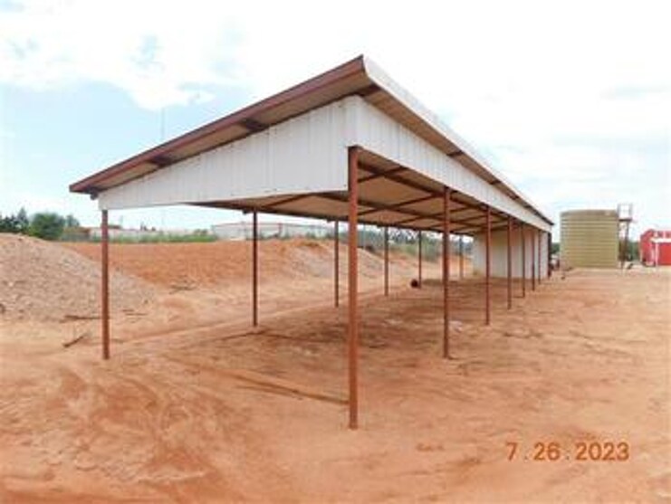 More Photos Of 110 W Twelfth St, Ringwood Warehouse For Sale