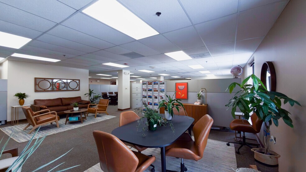 More Photos Of 6330 Lamar Ave, Overland Park Unknown For Lease