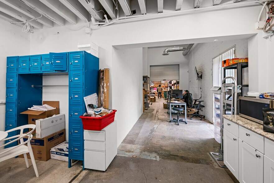 More Photos Of 11240 Playa Ct, Culver City Loft Creative Space For Sale