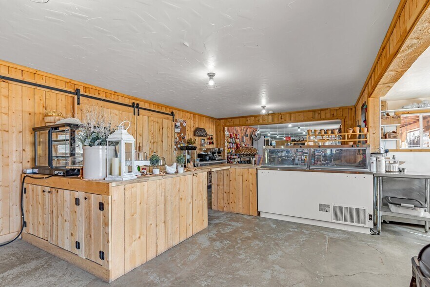 More Photos Of 39 County Road 3A, Canon City Storefront For Sale