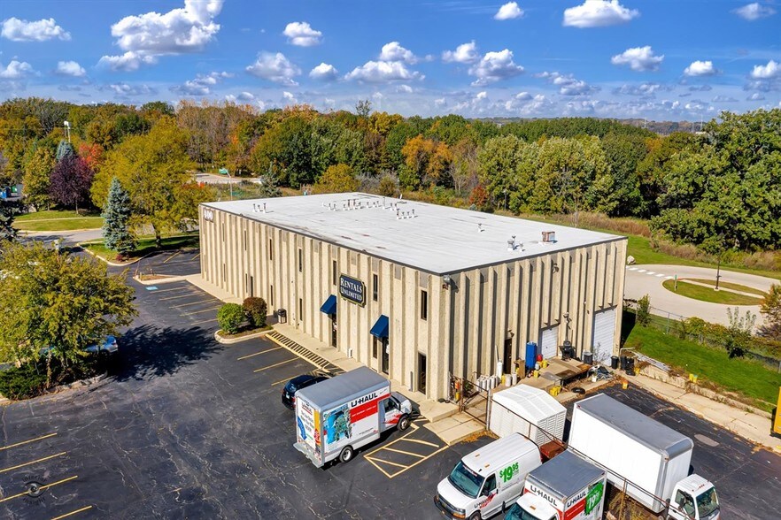 More Photos Of 400 N Schmidt Rd, Bolingbrook Office For Lease
