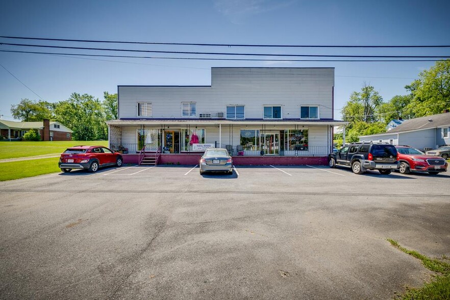 Primary Photo Of 30424 Lee Hwy, Glade Spring Showroom For Sale