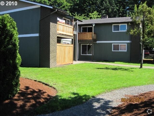 More Photos Of 3240-3320 NE 8th St, Gresham Apartments For Sale