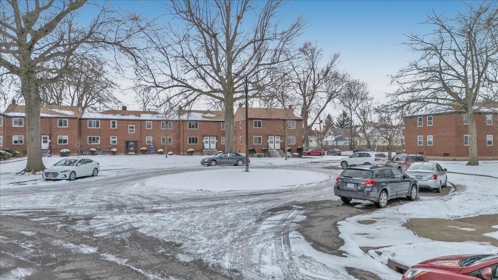 More Photos Of 30 Latona Ct, Buffalo Apartments For Sale