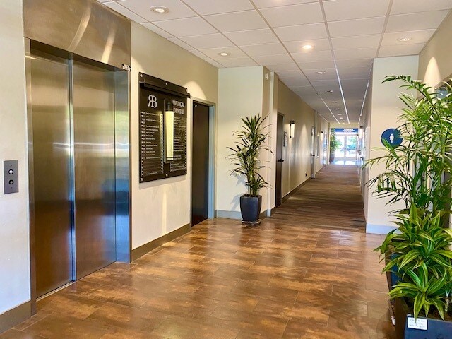 More Photos Of 16766 Bernardo Center Dr, San Diego Medical For Lease