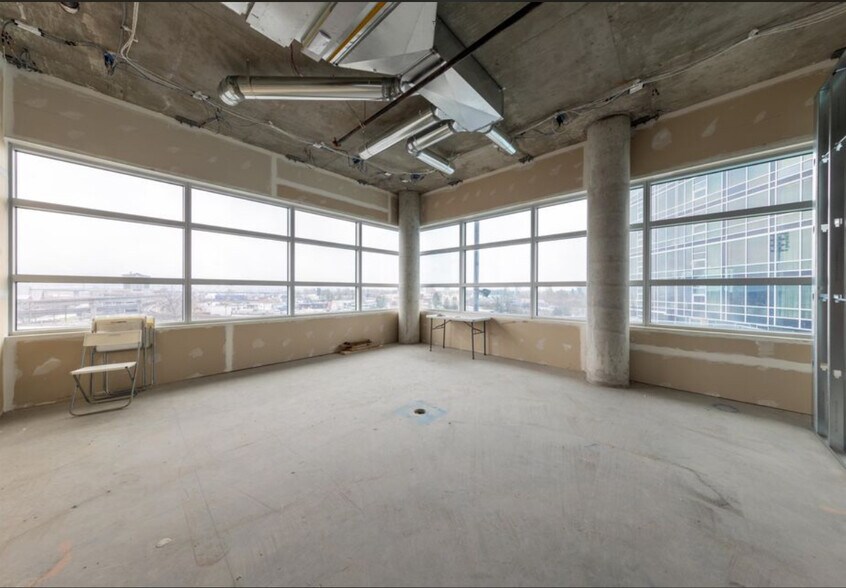 More Photos Of 8400 West Rd, Richmond Office For Sale