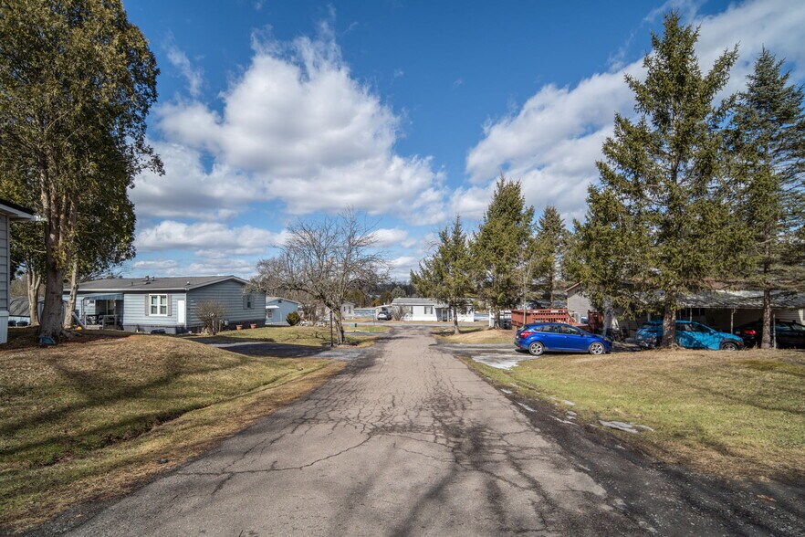 More Photos Of Graduate Drive, Ithaca Manufactured Housing Mobile Home Park For Sale
