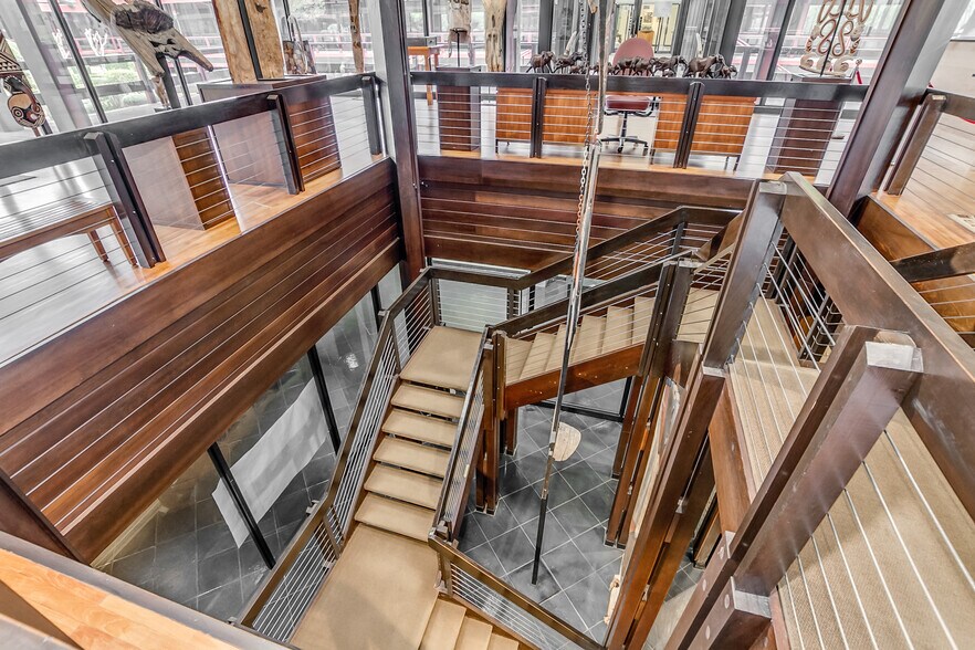 More Photos Of 1400 Jack Warner Pky, Tuscaloosa Office For Lease