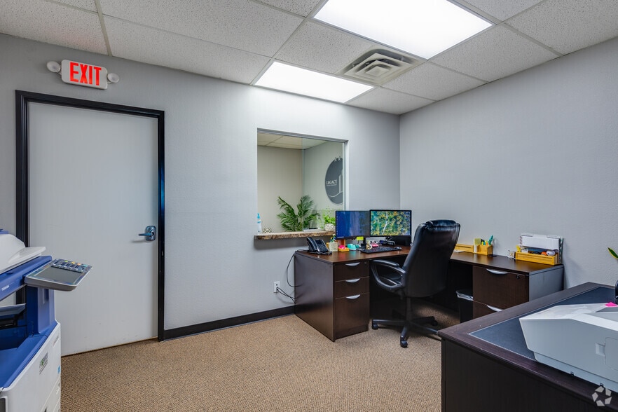 More Photos Of 2110 E Flamingo Rd, Las Vegas Medical For Lease