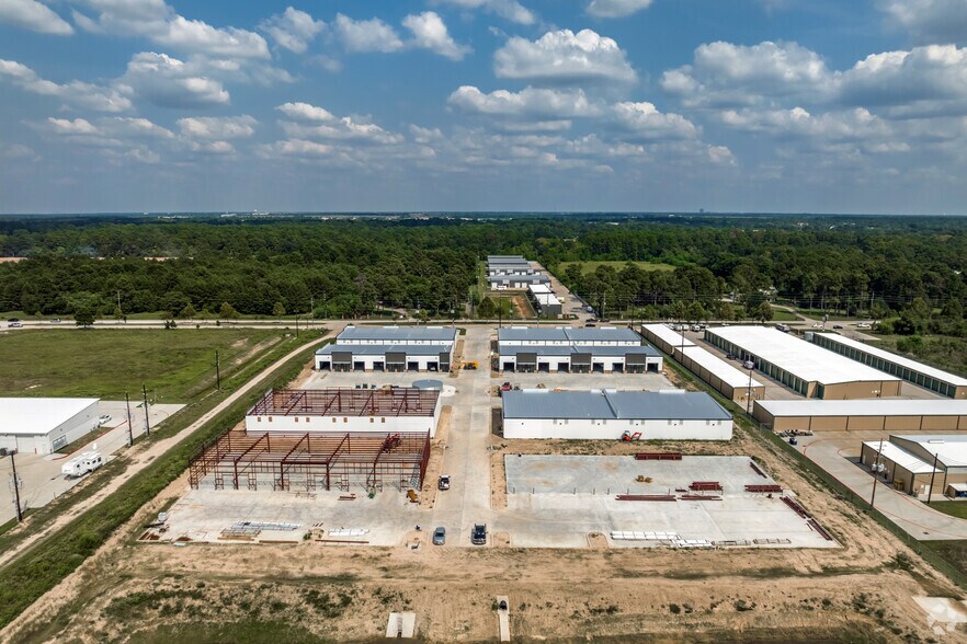 More Photos Of 18011 Cypress Rose Hill Rd, Cypress Unknown For Lease