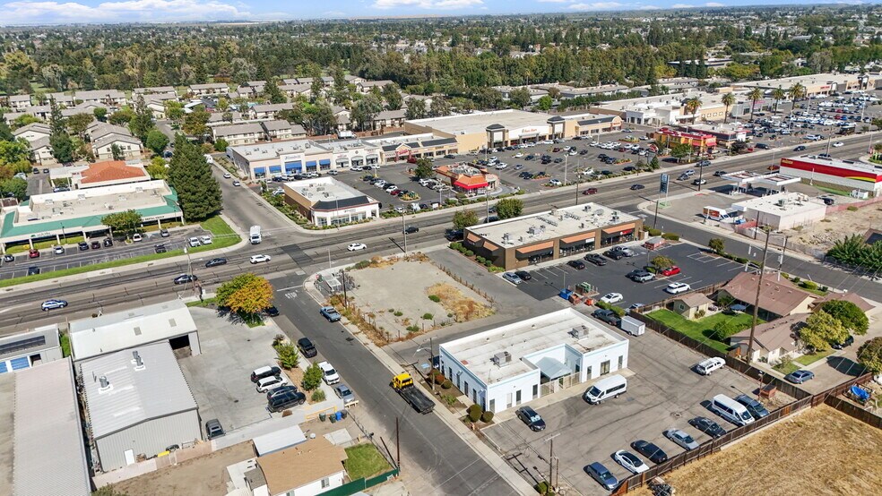 More Photos Of 1492 W Yosemite Ave, Manteca Land For Sale