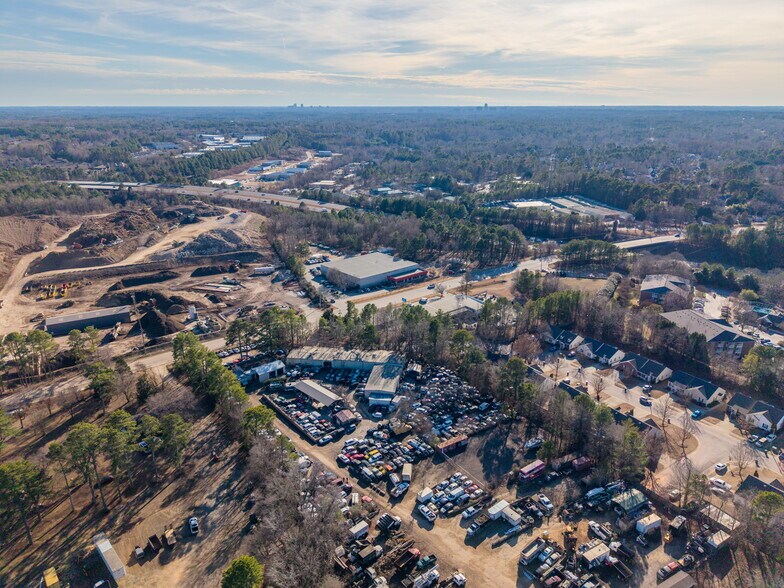 More Photos Of 2917 Gresham Lake Rd, Raleigh Contractor Storage Yard For Lease