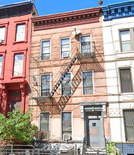 Primary Photo Of 289A Monroe St, Brooklyn Apartments For Sale